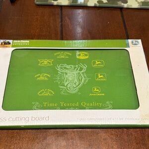 John Deere Green Glass Cutting Board with Logo CL2